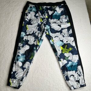 The North Face Hydrenaline Pants Joggers Size 1X Floral Black Tracksuit Bottoms